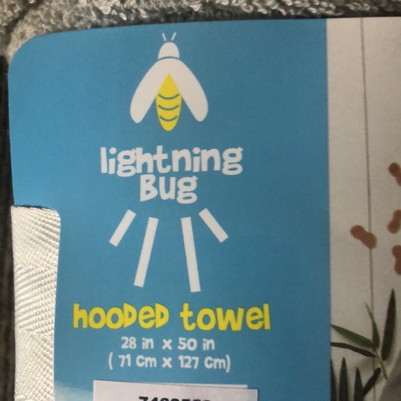 Lightening Bug hooded towel gray elephant - Picture 4 of 4